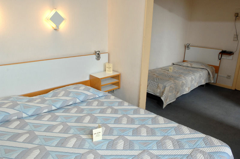 Sun Hotel Saint-Gilles Quarto foto