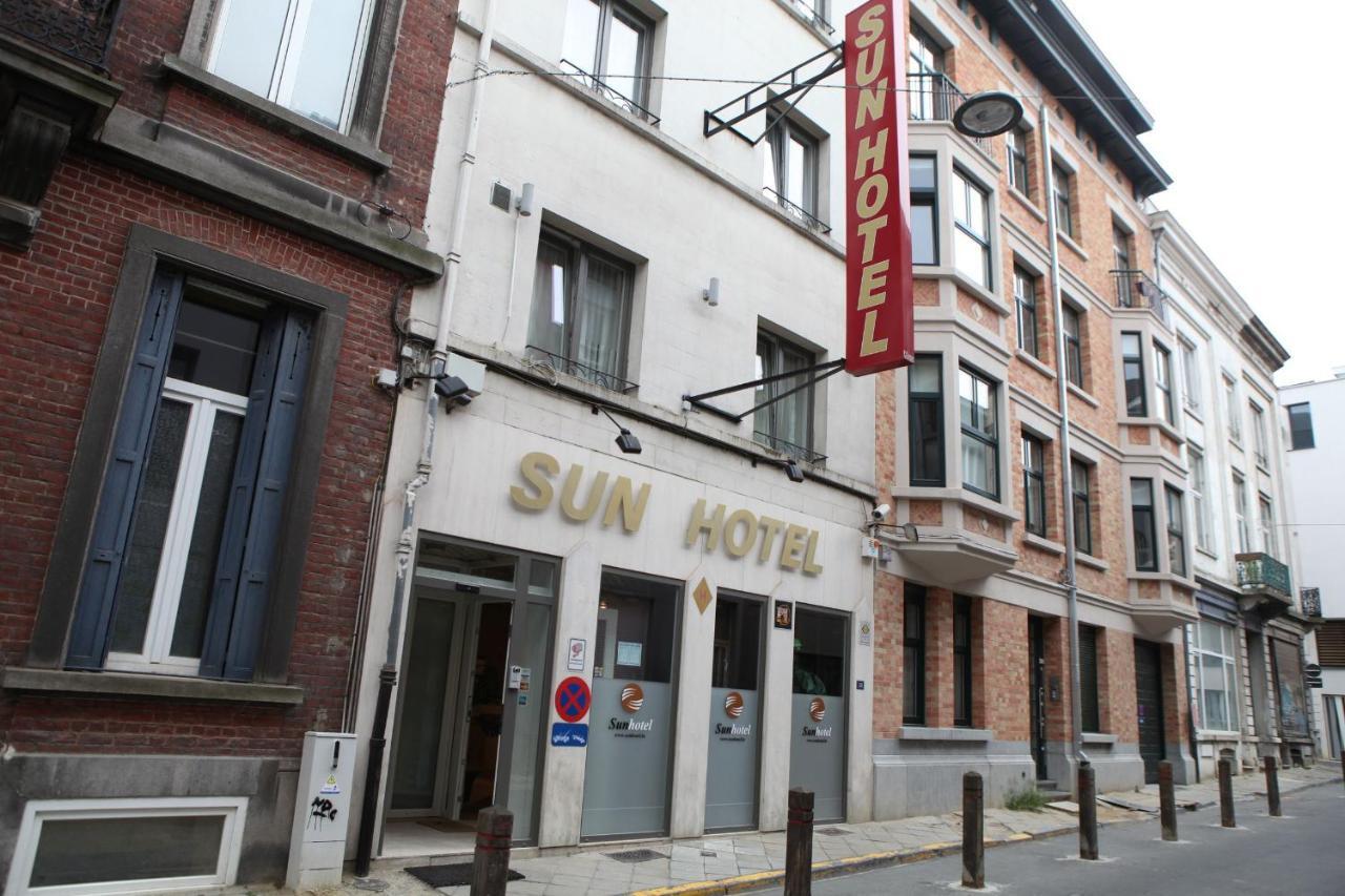 Sun Hotel Saint-Gilles Exterior foto